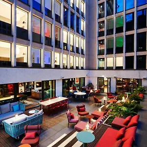 4* Otel Citizenm Champs-elysees