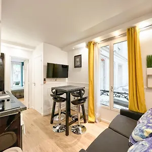 Apartment 112 - Urban Atelier Saint Michel, Paris